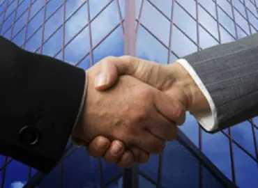 Maverick y Logopost firman un acuerdo de distribución