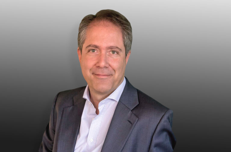 Santiago Madruga (Red Hat): “Incluso en momentos complicados como este, las empresas eligen más las nubes híbridas y abiertas”