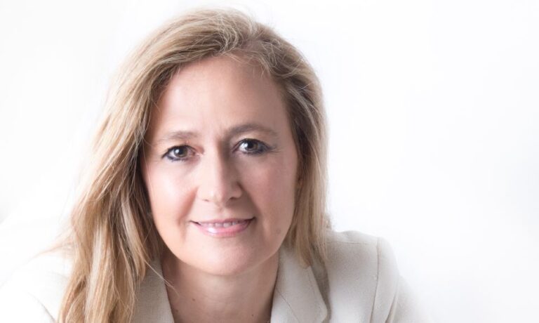 Adela de Toledo (Pure Storage): “Casi todas las cargas de trabajo primarias se ejecutan en flash y el disco desaparecerá por completo”