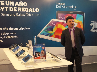 David Alonso, Samsung, en la Feria del Libro